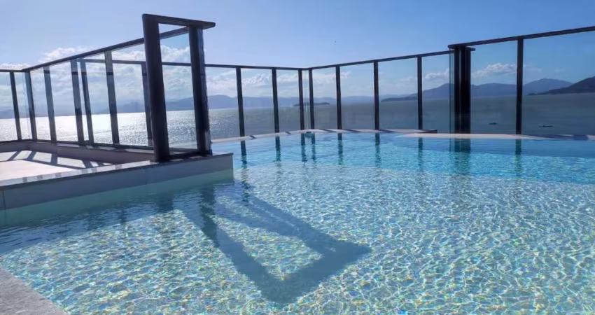 Apartamento à venda com 1 dormitório e 1 vaga no Cacupé, Florianópolis.