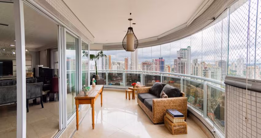 Apartamento à venda de 202m² no Anália Franco