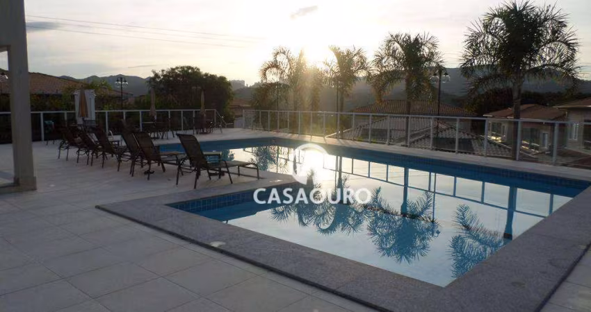 Casa com 3 quartos à venda, 126 m² por R$ 920.000 - Condomínio Village Royale - Nova Lima/MG