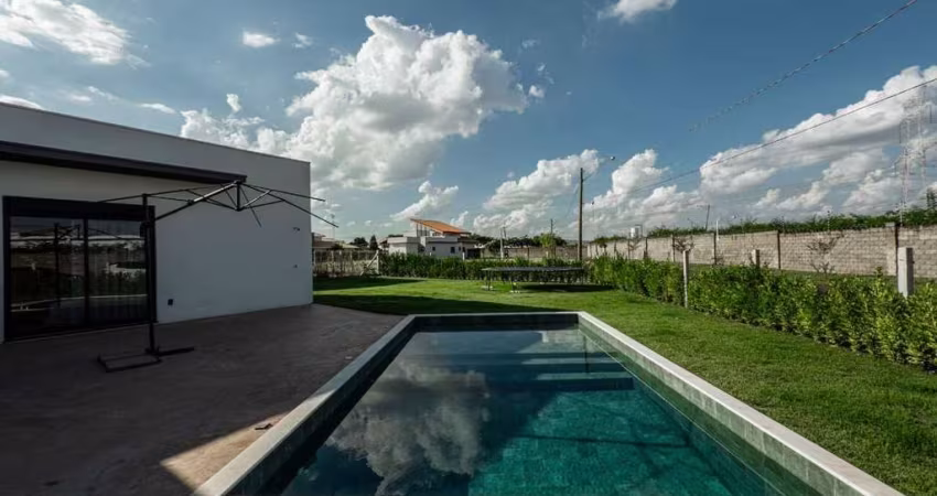 Casa à venda no Condomínio Primavera - Salto/SP