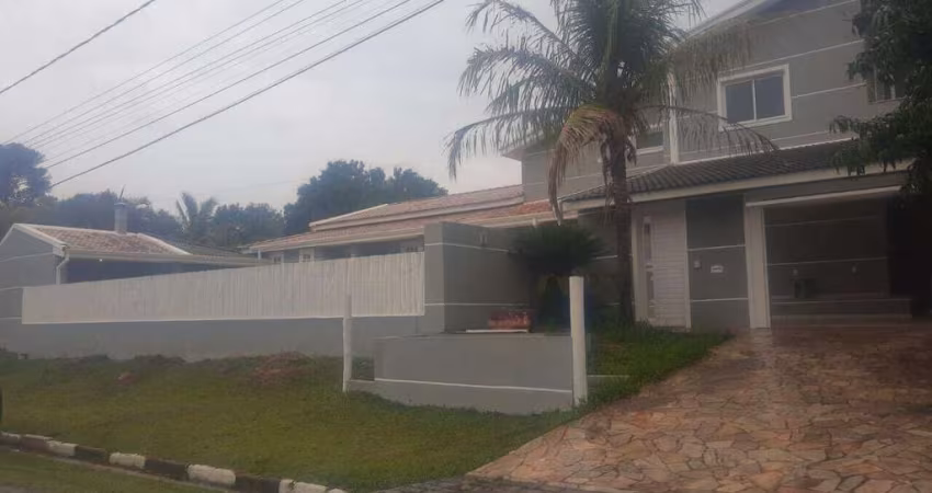 Casa à Venda no Condomínio Terras de Santa Rosa - Salto/SP
