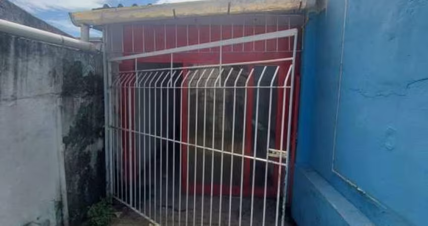 Casa para Venda em Rio de Janeiro, Campo Grande, 3 dormitórios, 2 suítes, 1 banheiro, 1 vaga