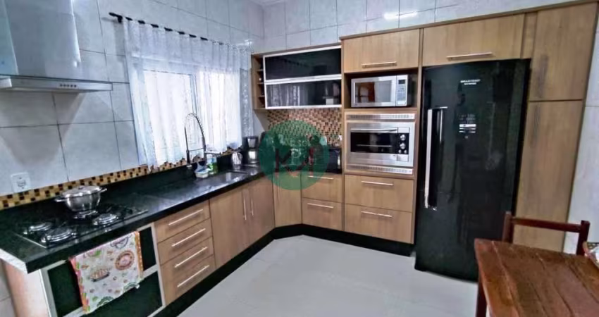 Casa para Venda em Mogi das Cruzes, Residencial Colinas, 3 dormitórios, 3 banheiros, 2 vagas