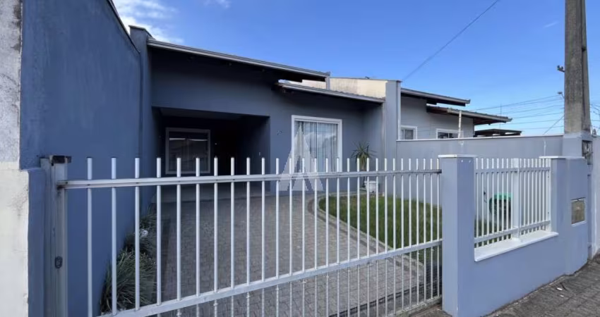 Casa 2 quartos mobiliada no bairro Espinheiros