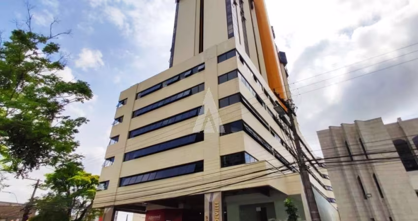 Sala comercial com 28,54m², no centro de Joinville,  01 lavabo