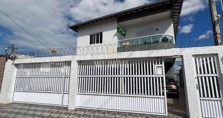 Casa em Condomínio à venda na Tupi - Praia Grande - SP: