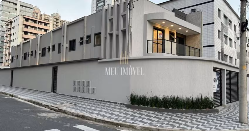 Casa em Condomínio à venda na Vila Tupi - Praia Grande - SP: