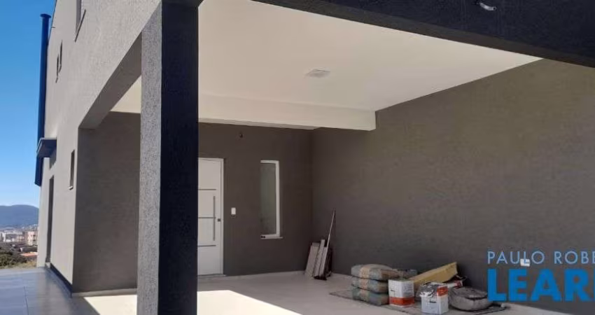 SOBRADO - RESIDENCIAL MORUMBÍ - MG