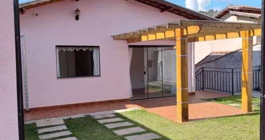 CASA ASSOBRADADA - LOTEAMENTO RESIDENCIAL TIRADENTES - MG
