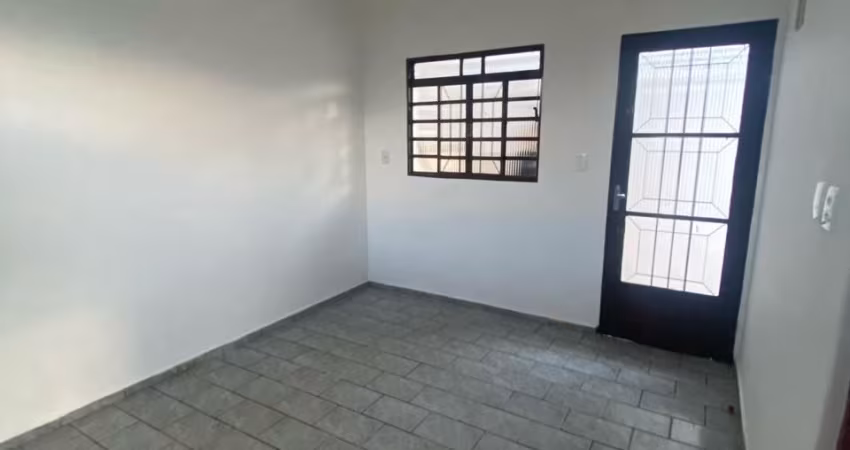 Apto terreo a venda Estufa I