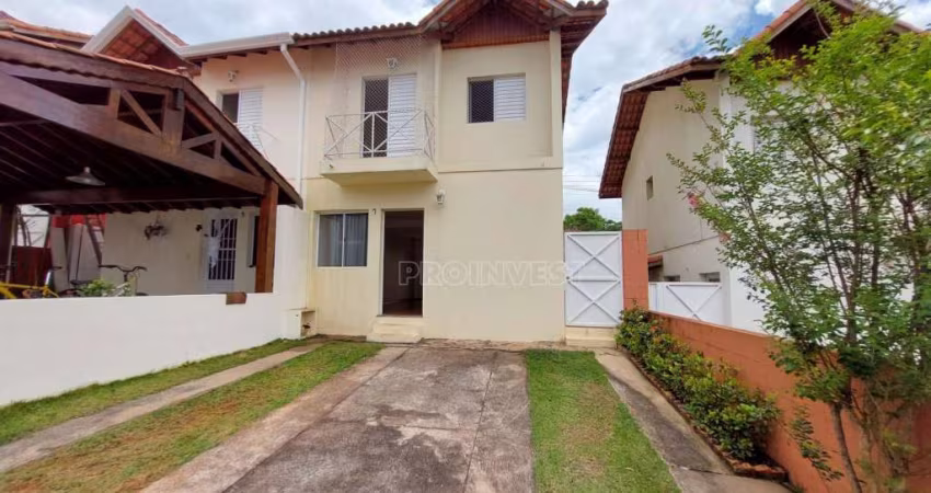 Casa com 3 dormitórios para alugar, 100 m² por R$ 4.452,00/mês - Villa Appia - Cotia/SP