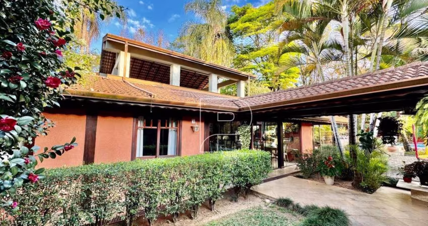 Casa a venda toda mobiliada, com 4 dormitórios, 395 m² por R$ 1.800.000 - Chácara Vale do Rio Cotia - Carapicuíba/SP