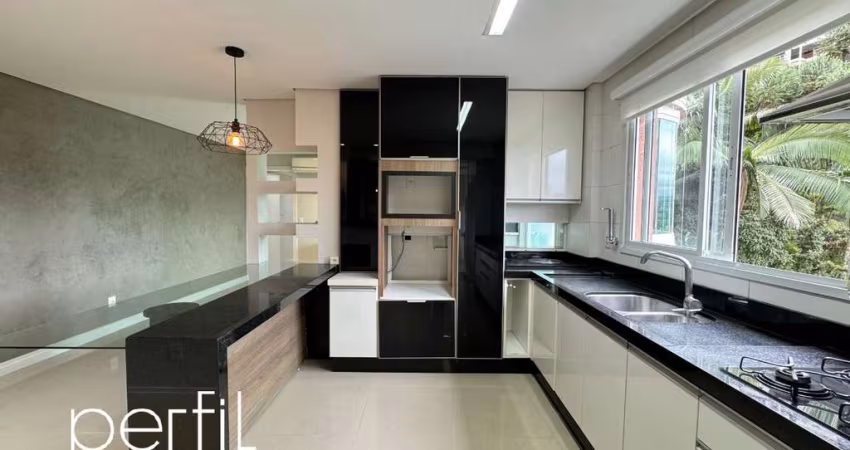 Apartamento a venda com três suítes no bairro Atiradores - Joinville/ SC