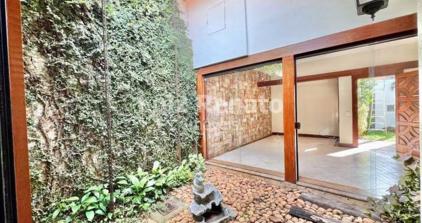 Casa 4 quatro quartos para Aluguel no Santo Antonio