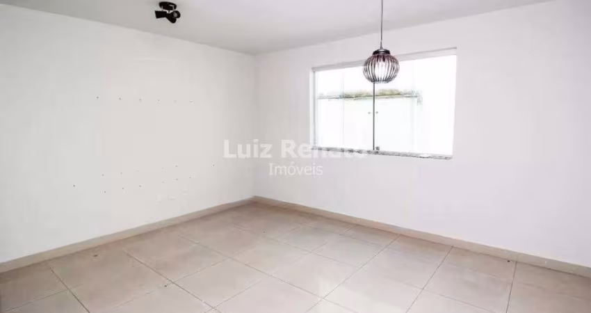 Apartamento á venda no bairro Ipiranga