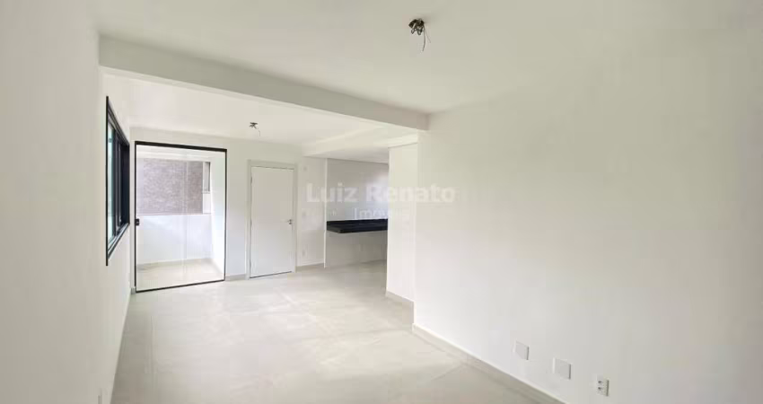 Apartamento á venda no bairro Sagrada Família