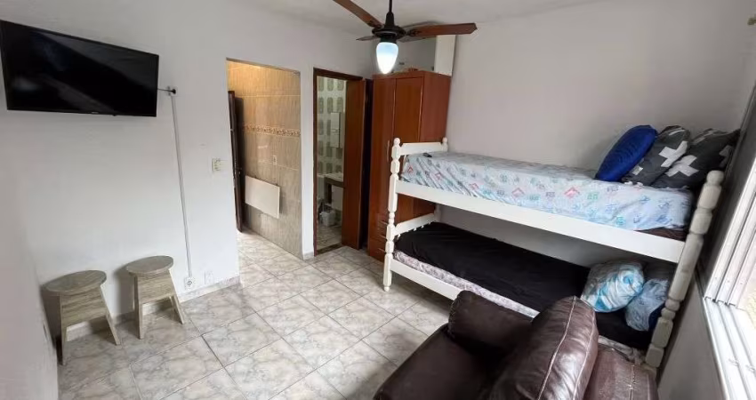 Apartamento tipo kitnet á venda no Canto do Forte