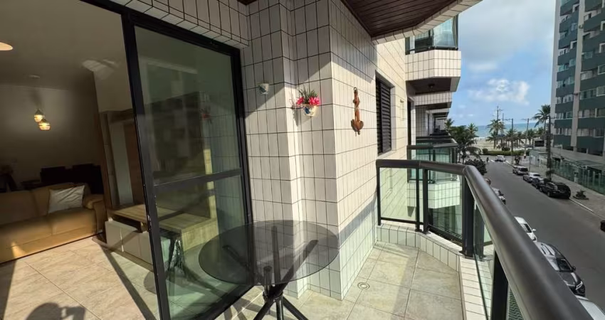 Apartamento para alugar e vender no Canto do Forte em Praia Grande - SP.