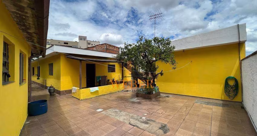 Oportunidade de investimento, casa 308m² com terreno 496m² com 3 dormitórios à venda, 308 m² por R$ 800.000 - Jardim Maria Rosa - Taboão da Serra/SP
