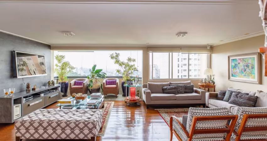 Cobertura para venda com 4 quartos, sendo 4 suítes, 300m²