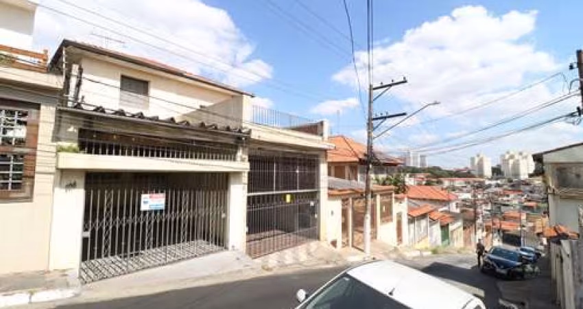Sobrado para venda com 4 quartos, sendo 2 suítes, 232m²