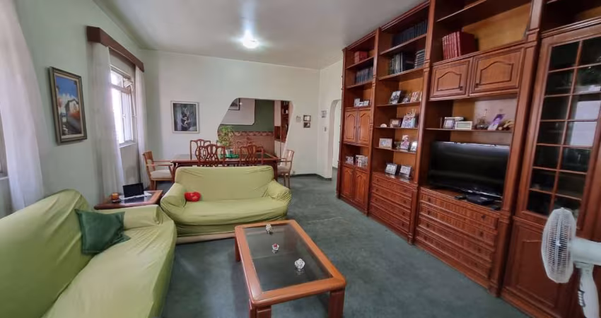 Apartamento tipo para venda com 3 quartos, 143m²