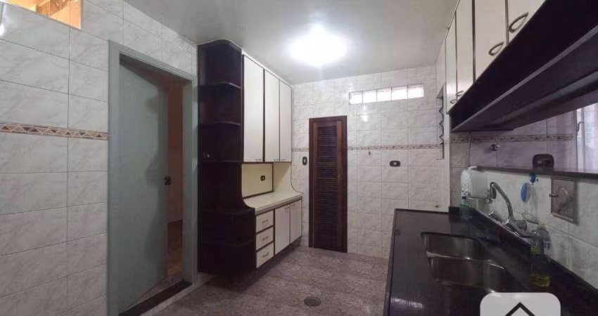 Sobrado com 4 dormitórios à venda, 125 m² por R$ 530.000 - Jardim Ivana - São Paulo/SP