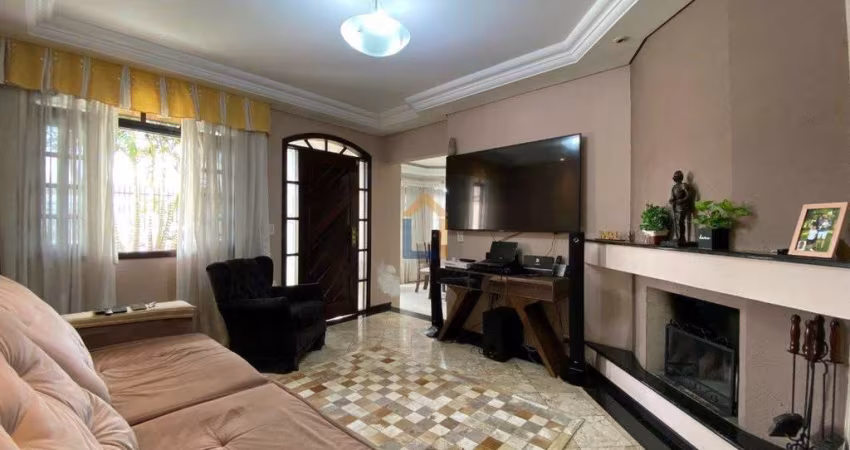 Casa Térrea com 250m² no Capão da Imbuia