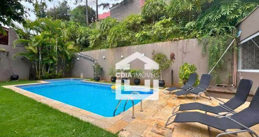 Casa com 3 dormitórios à venda, 300 m² por R$ 1.890.000 - Granja Viana - Nova Higienópolis - Jandira/SP