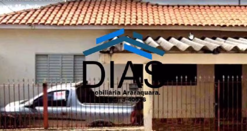 JARDIM EUROPA CASA COM TRÊS DORMITÓRIOS E EDICULA TERRENO AMPLO 317 M