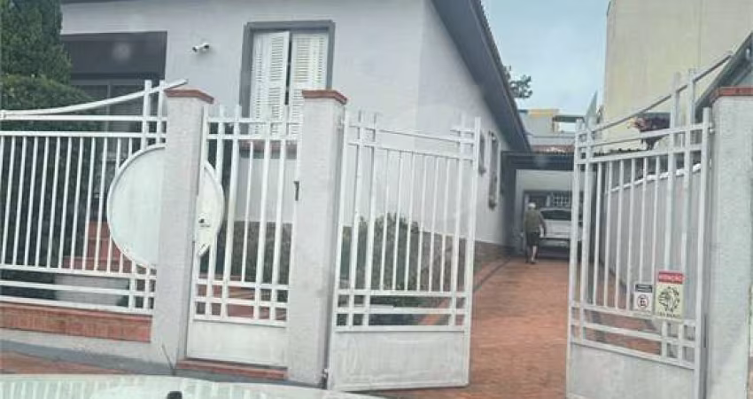 Casa com 3 quartos à venda em Centro - SP