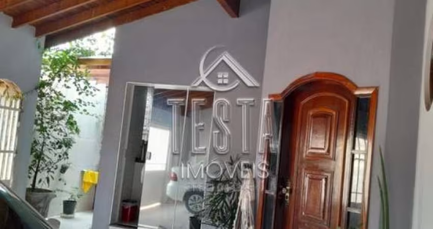 OTIMA RESIDENCIA EM AGUDOS PERTO DA RUA SETE DE SETEMBRO