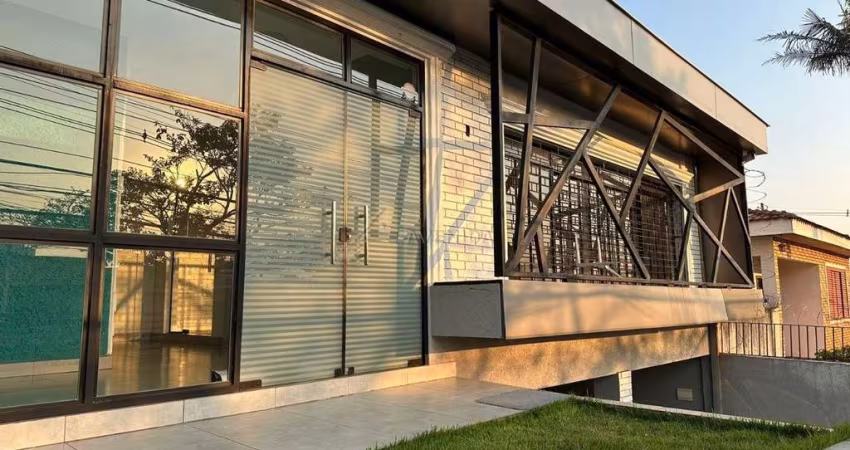 Casa comercial com 3 salas para alugar na Rua Augusto Severo, --, Santos Dumont, Londrina