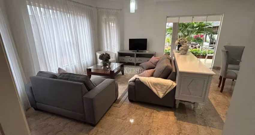 Casa com 4 quartos para alugar na Mario Cecarelli, --, Parque Residencial Alcântara, Londrina