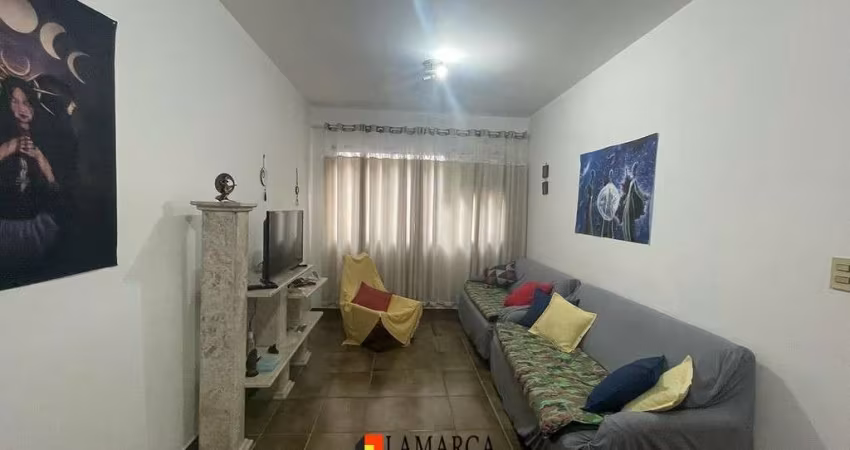 Apartamento a venda c/ um dormitorio no Guaruja