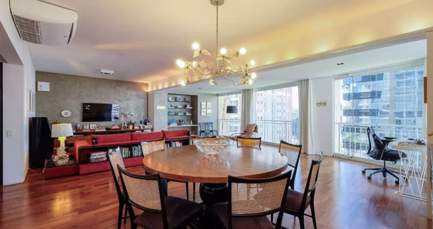 Apartamento tipo para venda com 3 quartos, sendo 3 suítes, 185.27m²
