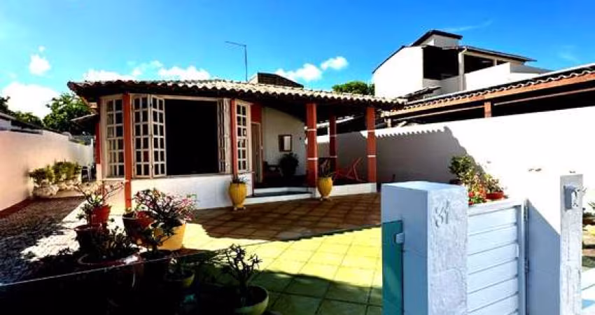 CASA À VENDA 2 SUÍTES EM STELLA MARES PISCINA SALVADOR BA