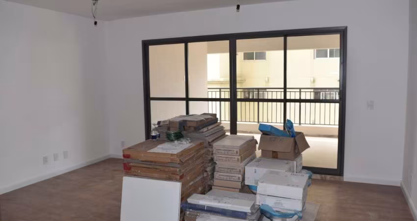 Apartamento na Vila Mariana com 109m², 3 suítes, 2 vagas.