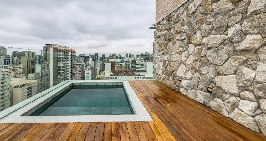 Itaim Bibi : Charmosa Cobertura reformada 335 m², com 3 Suítes, 2 vagas