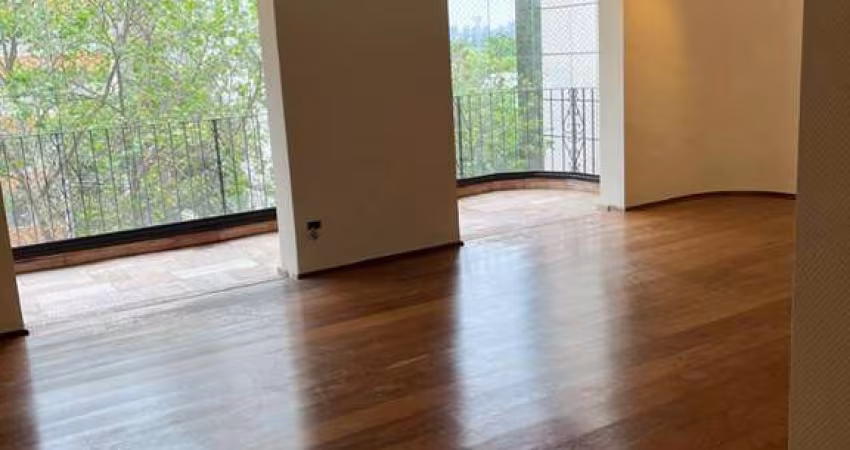 Apartamento com 370 m², 4 quartos sendo 3 suítes à venda no bairro Jardim América.