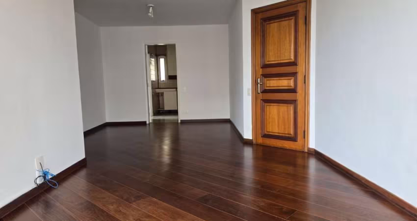 Apartamento com 98 m², 3 quartos sendo 1 suíte à venda no bairro Pompéia.