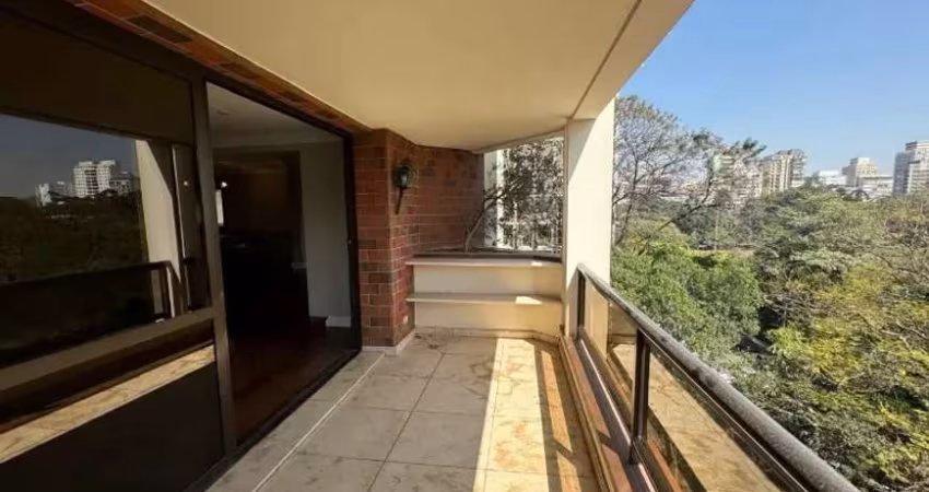 Apartamento com 350 m², 5 quartos sendo 2 suítes à venda no bairro Jardim Paulistano.