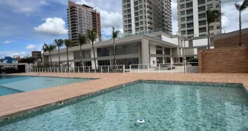Home Club à venda em Piçarras com 75m²