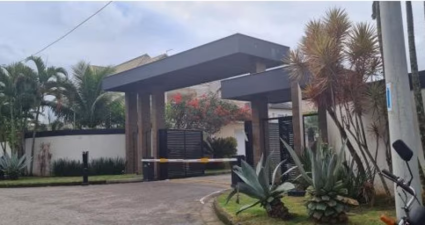 Lindo terreno plano a venda no Recreio Dos Bandeirantes medindo 266,89m² Cond. Conceituado, uma quadra da Av. Das Américas !