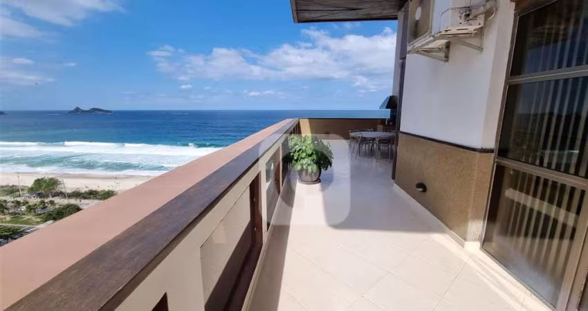 APARTAMENTO 4 Qts NO BARRAMARES COMPLETÍSSIMO, TODOS OS CÔMODOS DE FRENTE PARA O MAR.