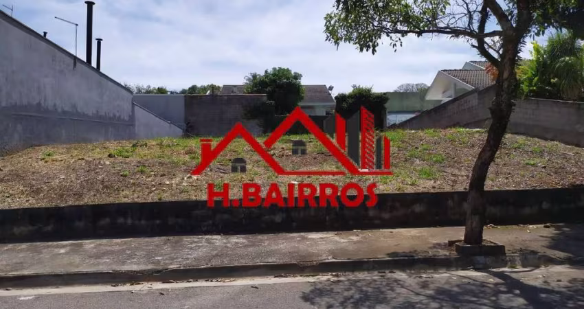 Terreno com 560m² em condomínio alto padrão à VENDA - Vista Verde