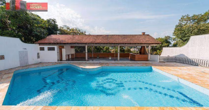 Casa no Condomínio Village Scorpios II, 4 dorms, 760m², Alpes dos Araçás (Jordanésia)