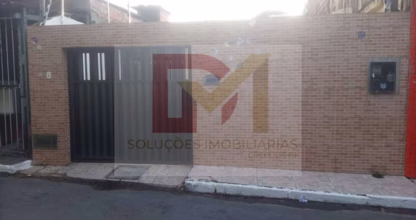 Casa Para Vender com 3 quartos no bairro Jabotiana em Aracaju