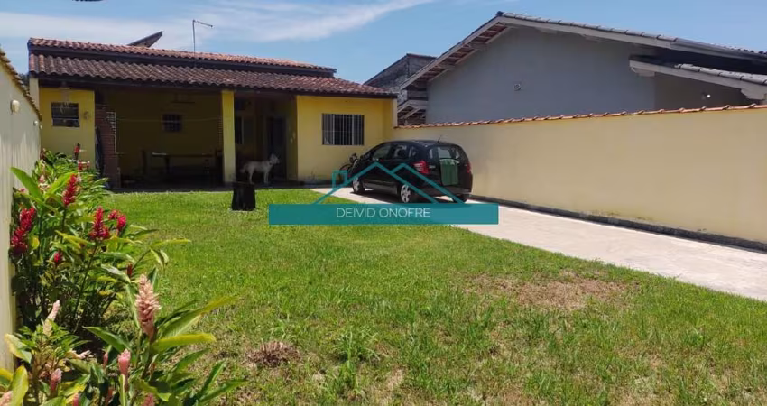 Aconchegante casa a venda em Caraguatatuba Bairro Massaguaçu