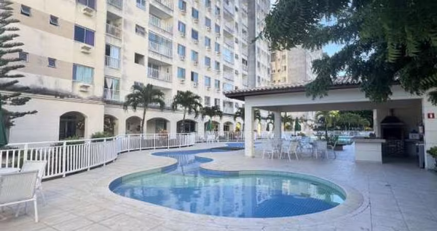 Apartamento para Venda em Lauro de Freitas, Buraquinho, 3 dormitórios, 1 suíte, 3 banheiros, 1 vaga